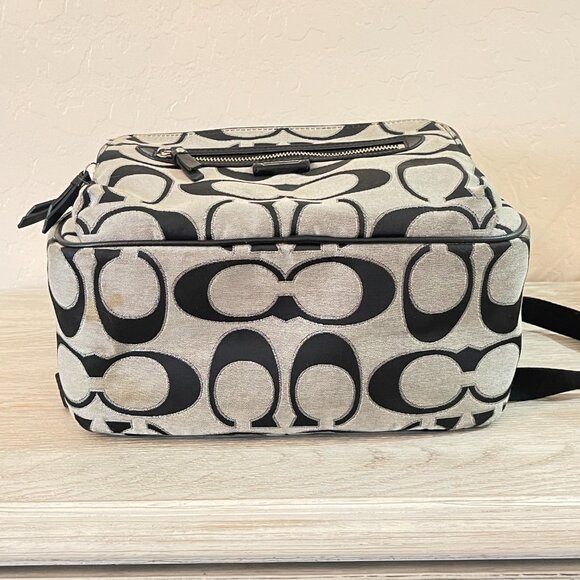 Coach Backpack F24365 Signature C Logo Black Gray Silver Large Metallic Outline - Picture 5 of 8